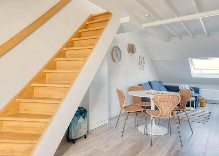 Appartement Bright Duplex Close To The